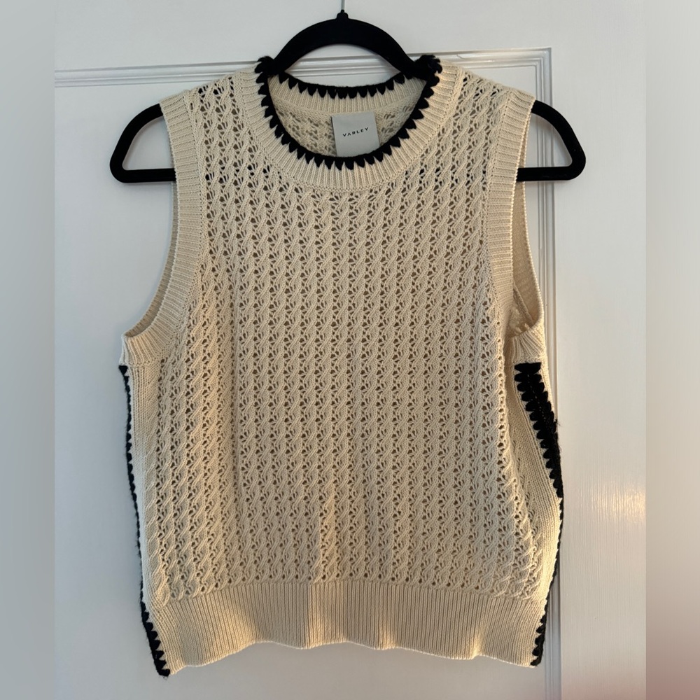Carley Kint sleevless top